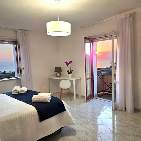 Apartament Capri View 2br-2ba Between Sorrento - Amalfi Coast *