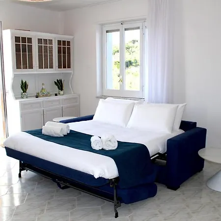Apartment Capri View 2br-2ba Between Sorrento - Amalfi Coast