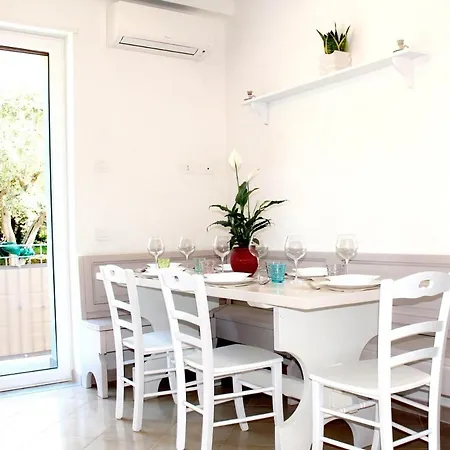 Capri View 2br-2ba Between Sorrento - Amalfi Coast Apartament *