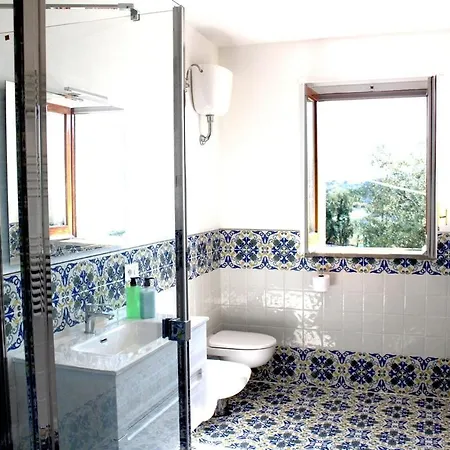 Apartamento Capri View 2br-2ba Between Sorrento - Amalfi Coast Massa Lubrense