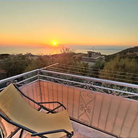 Capri View 2br-2ba Between Sorrento - Amalfi Coast Apartament Massa Lubrense